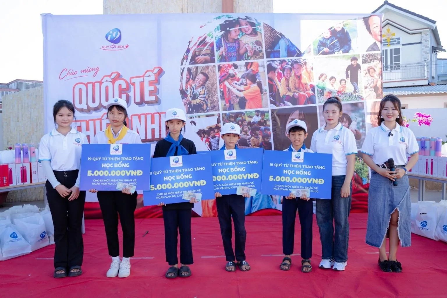 Cải tiến liên tục dựa trên phản hồi người dùng